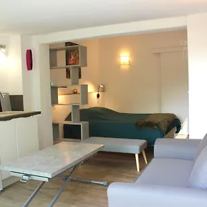 Séjour chez l'habitant Prive A La Campagne, Figanières